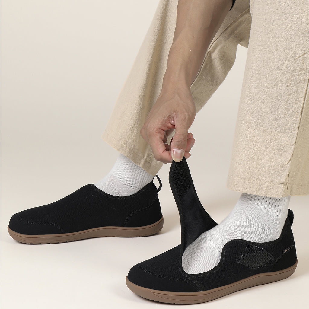 Gexuosn Men Wide Width Slippers Diabetic Shoes Adjustable Barefoot Walking Shoes for Arthritis Edema Feet
