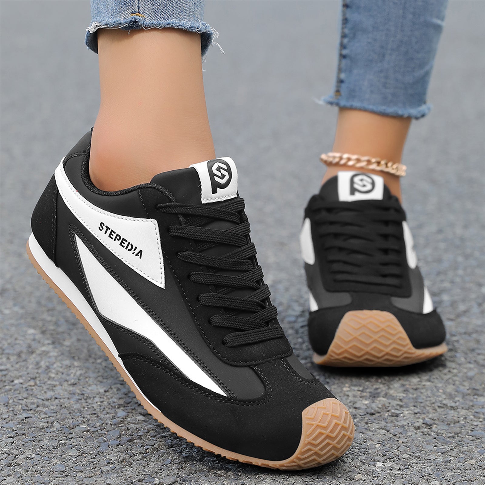 Gexuosn Women Classic Retro Wide Sneakers Casual Tennis Shoe Barefoot Walking Anti Slip Trainers
